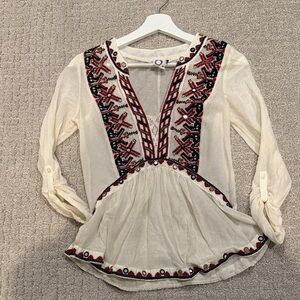 Akemi+Kin Embroidered Cream Blouse